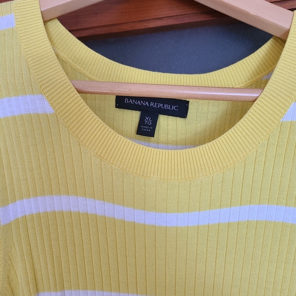 Yellow and white striped knit dress - Picture 2 of 5